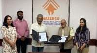 Mr. Alok Gupta, Director General, NAREDCO exchanging MoU with Mr. Jagdish Acharya, CEO, PCSC for the growth and development of skilled paints’ workers (2)