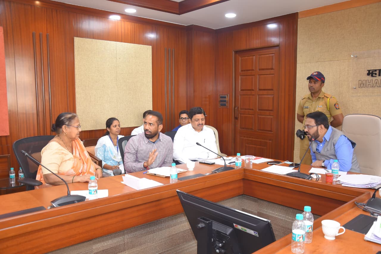 The Maharashtra Housing and Area Development Authority (MHADA) took decisive action during its 14th Lokshahi Din, with CEO Sanjeev Jaiswal ordering the swift resolution of a tenement dispute in Vikhroli. The directive mandates a 24-hour eviction notice and police-protected clearance to ensure the rightful tenant receives the flat before the Diwali festival.