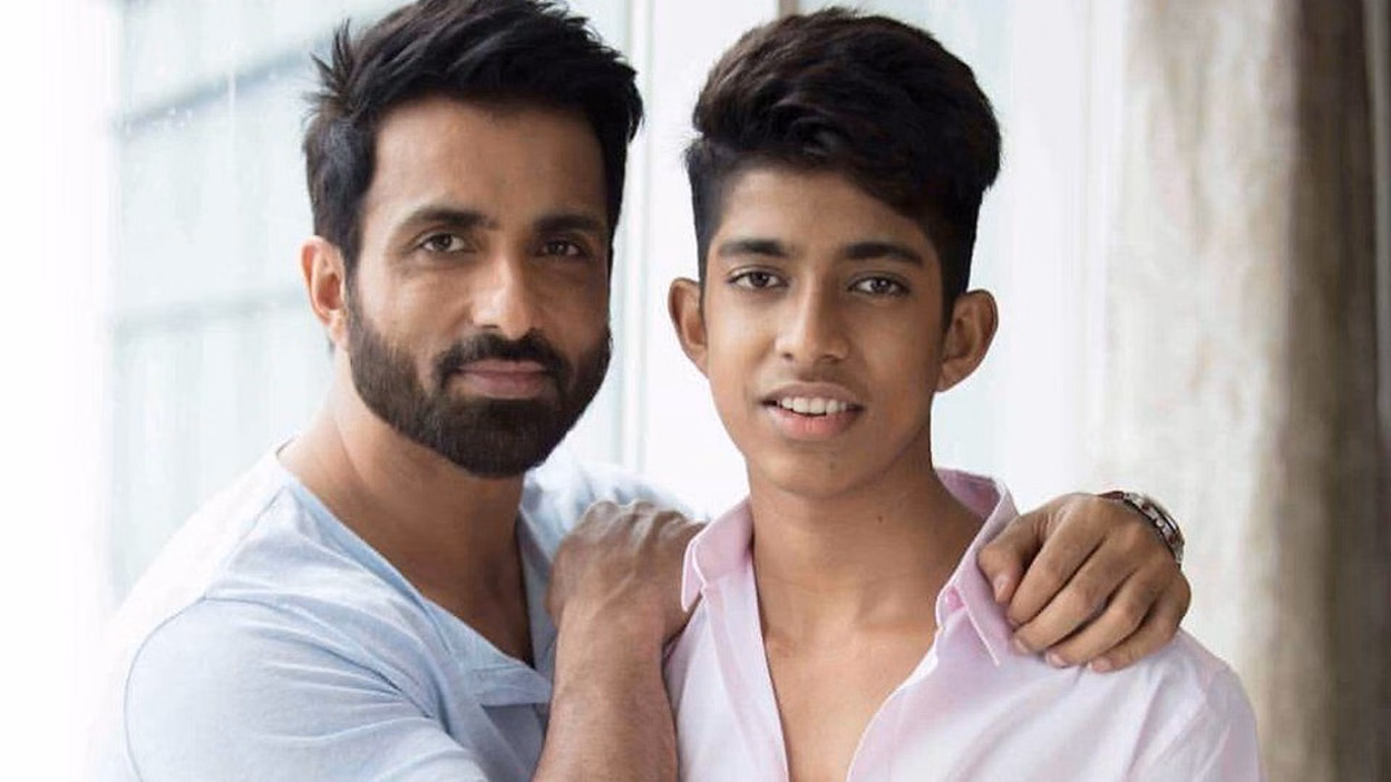 Sonu Sood and his son Eshaan Sood have made two major property purchases in 2025 — a ₹1.05 crore land parcel in Panvel and a ₹2.6 crore apartment in Andheri West — reflecting a balanced real estate investment strategy in Mumbai.