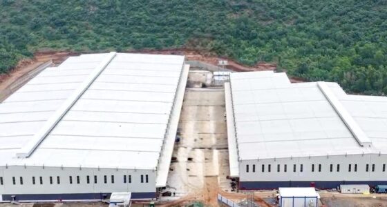 TVS InvIT has inaugurated a 17-acre, ₹250-crore industrial and logistics park in Visakhapatnam, offering direct NH-16 and port connectivity. The facility, expected to create over 1,000 jobs, was virtually launched by Andhra Pradesh Chief Minister N. Chandrababu Naidu and is positioned as a major boost to the state’s industrial ecosystem.