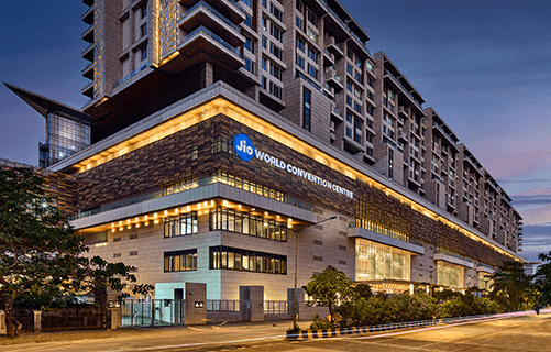 In a landmark ruling, the Bombay High Court has directed MMRDA to return nearly ₹647 crore to Reliance Industries, holding that demands for delay penalty on the BKC Convention & Exhibition Centre project were arbitrary and illegal. The court cited the composite nature of the project, court stay, statutory delays and discriminatory policy on construction timelines.