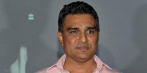 Sanjay Manjrekar sells 8,050 sq m of NA land at Dhokawade, Alibag, with two houses, to CarTrade Tech for Rs 22.4 crore.